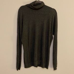 Vince Gray Mercerized Wool Blend Drop Shoulder Exposed Seam Turtleneck